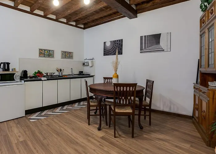 Vicolo Antico Apartment Rom